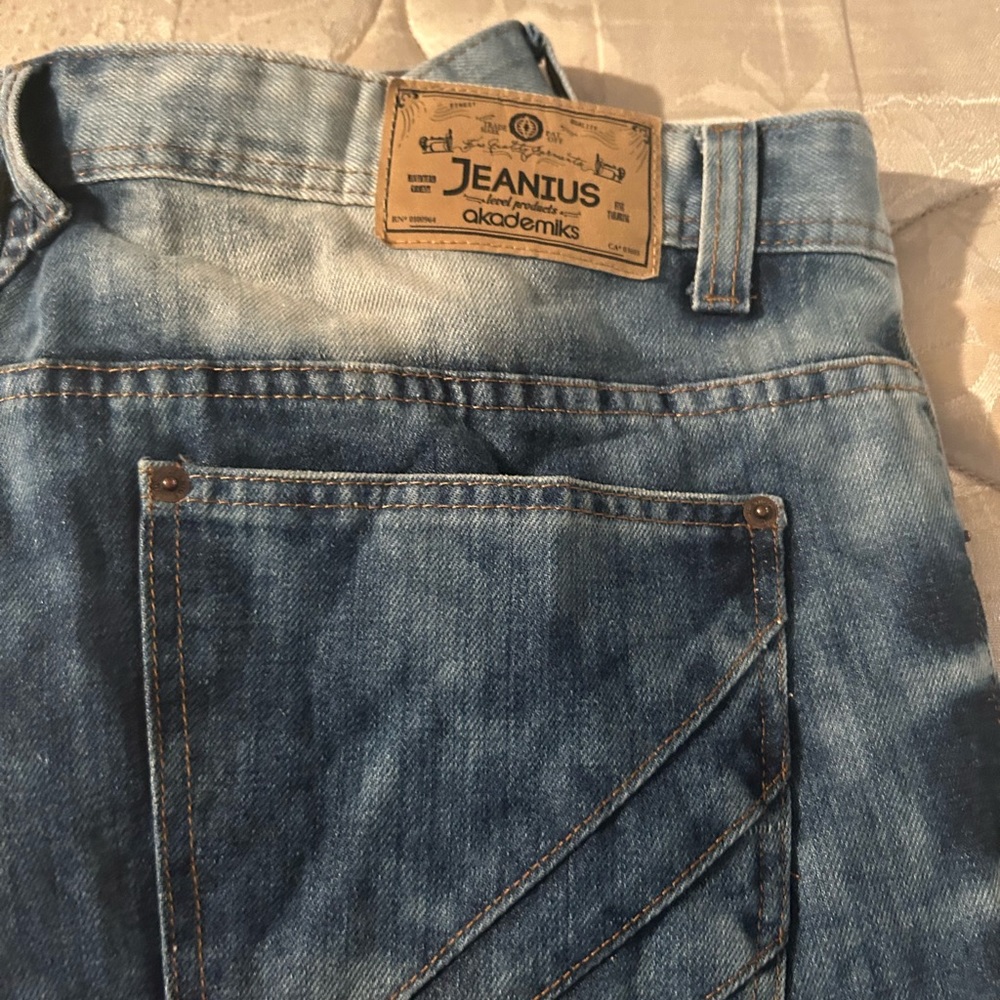 Jeanius Akademiks Jeans